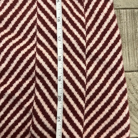 Lands' End Women's Cashmere Herringbone Sweater M Burgundy & White - Picture 4 of 5